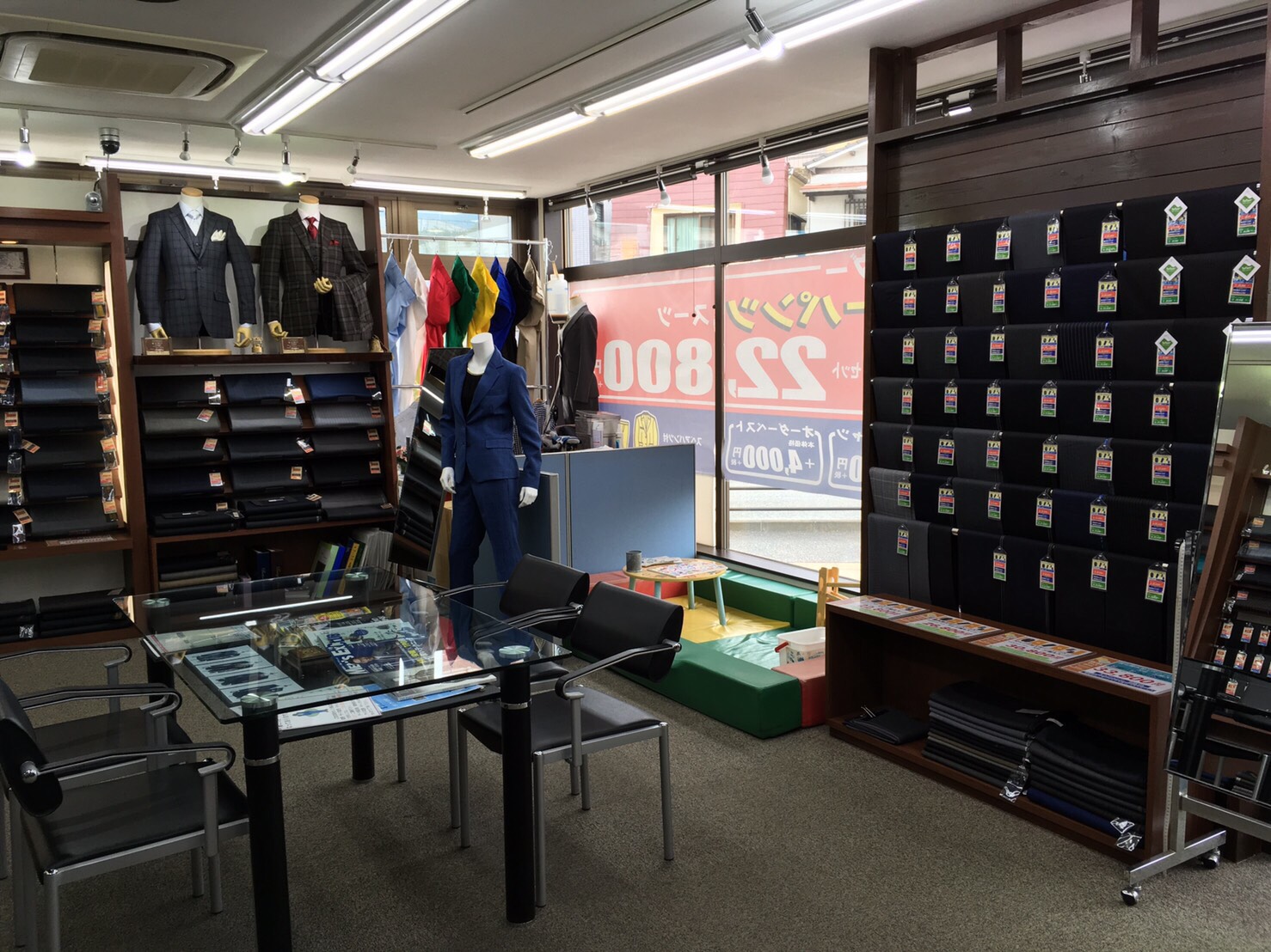 オーダースーツ　DANKAN  店舗イメージ1