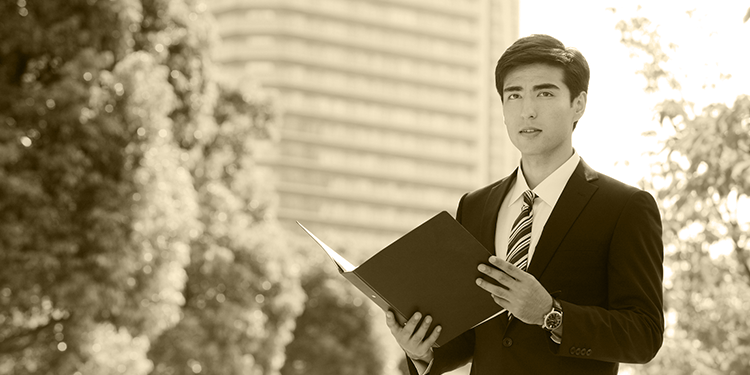 リクルートスーツ