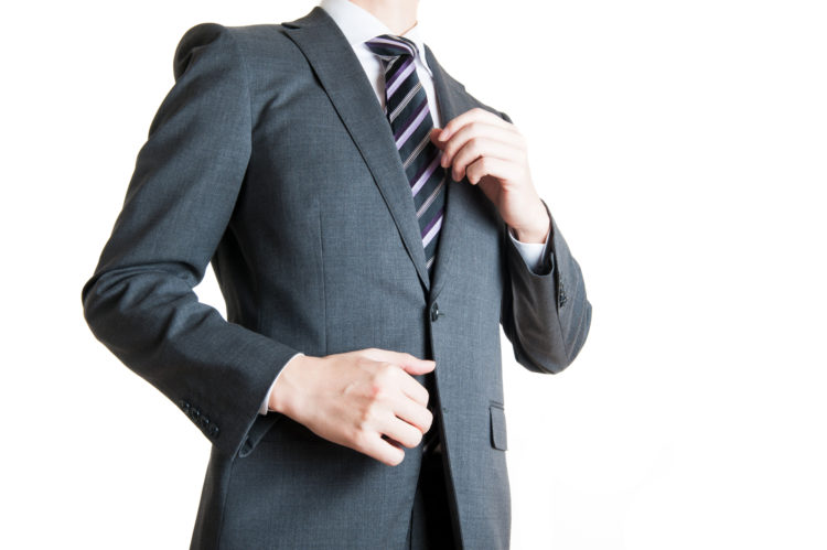 “スーツ男子”に女子がドキドキする心理学的理由