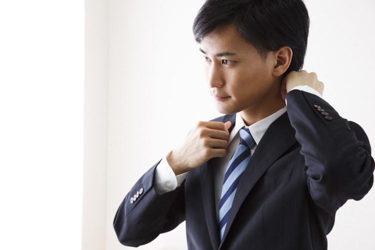 おしゃれにかっこよく！スーツの正しい着こなし方