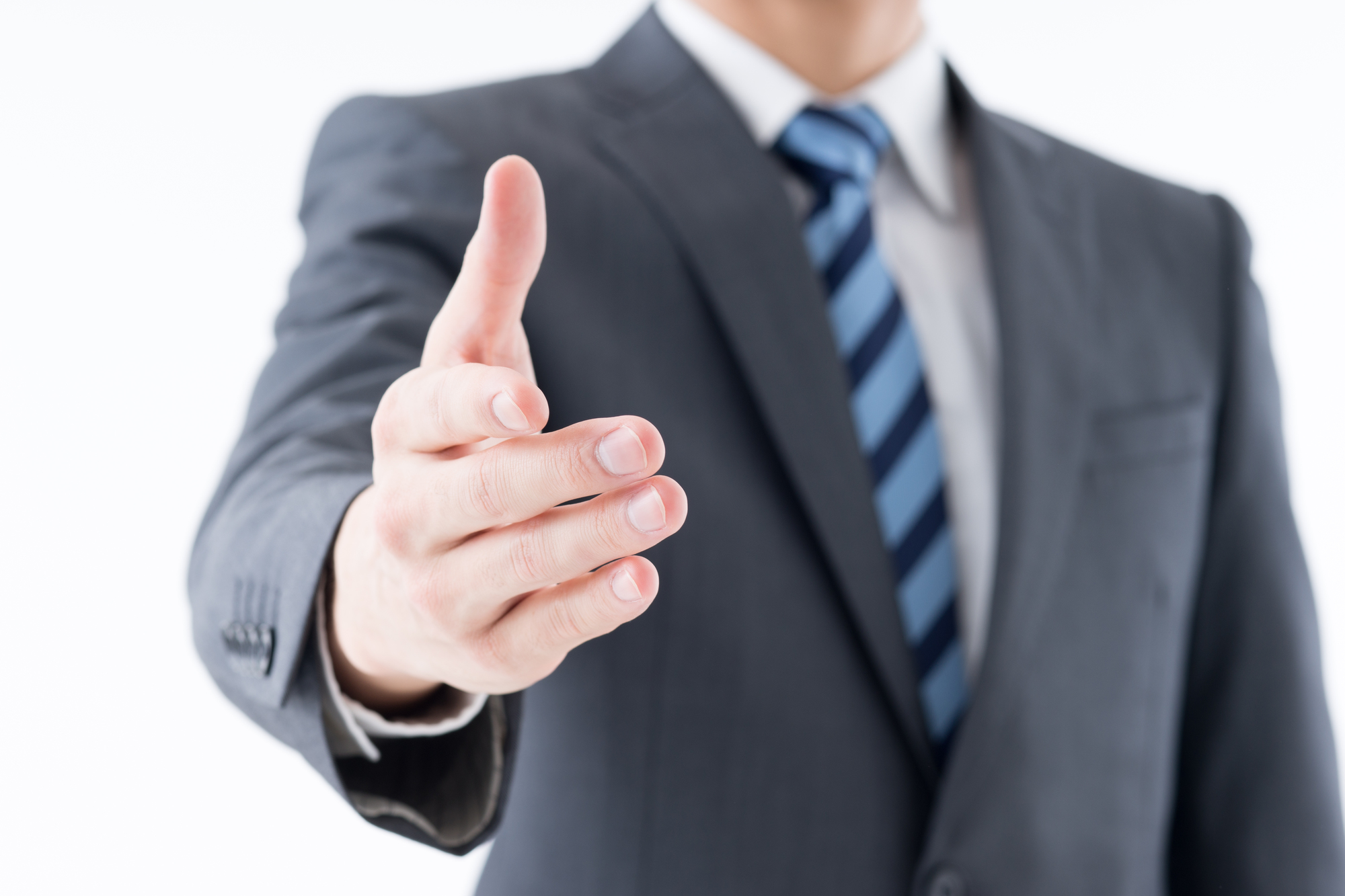 身体のコンプレックスをカバーするスーツ選びのコツ