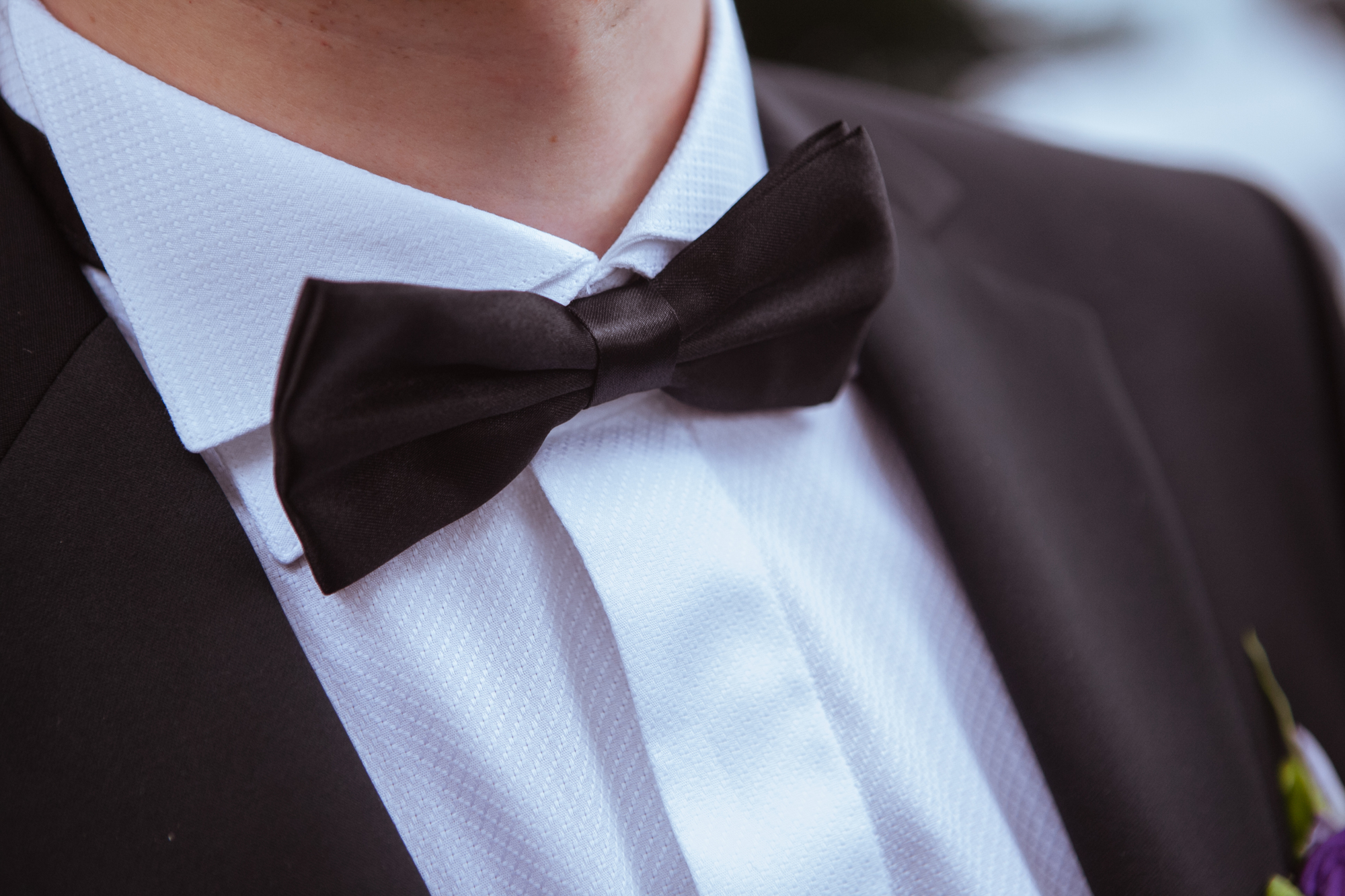 初めてのフォーマルスーツ。選び方と着こなしのポイント