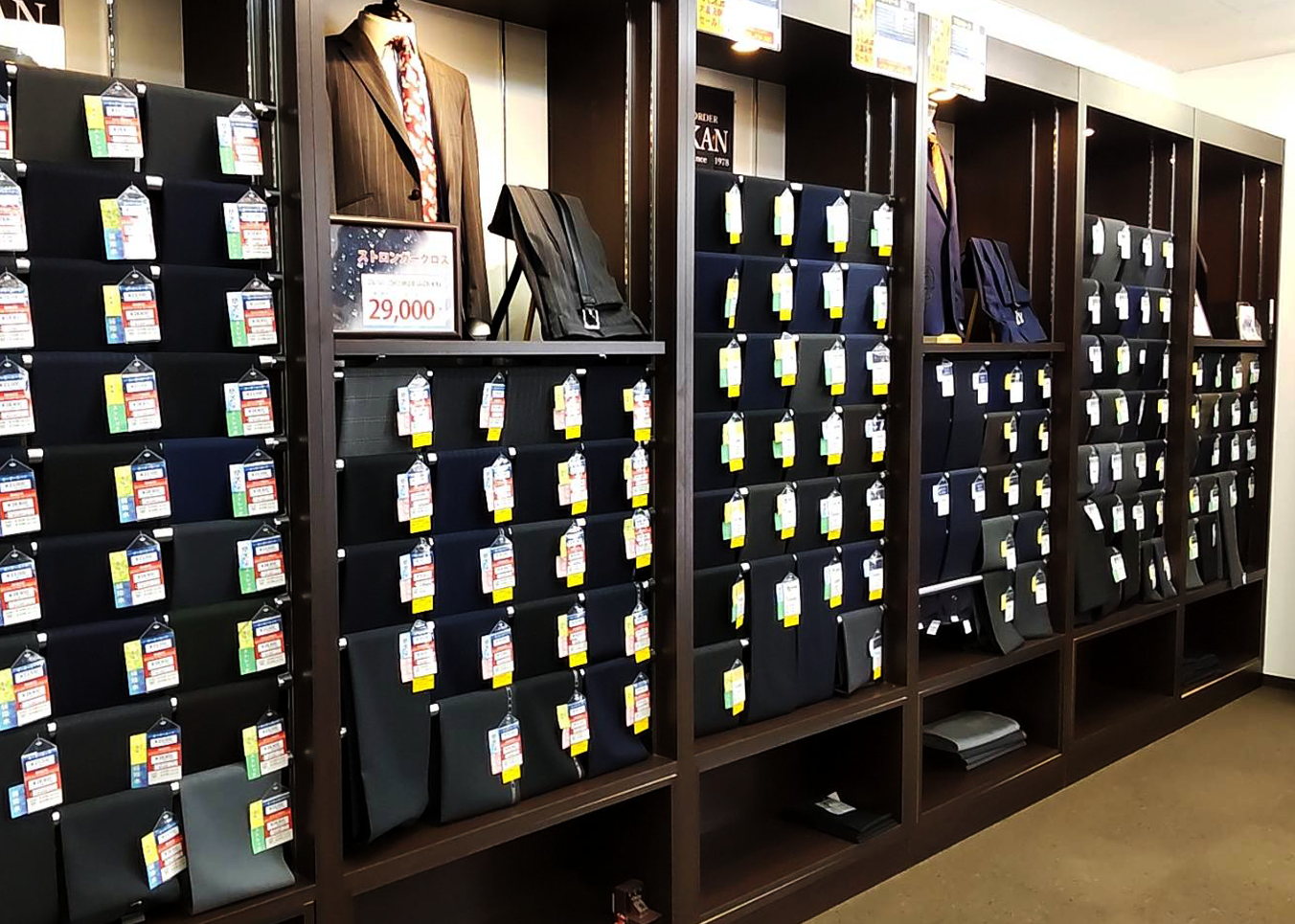 オーダースーツ　DANKAN  店舗イメージ2