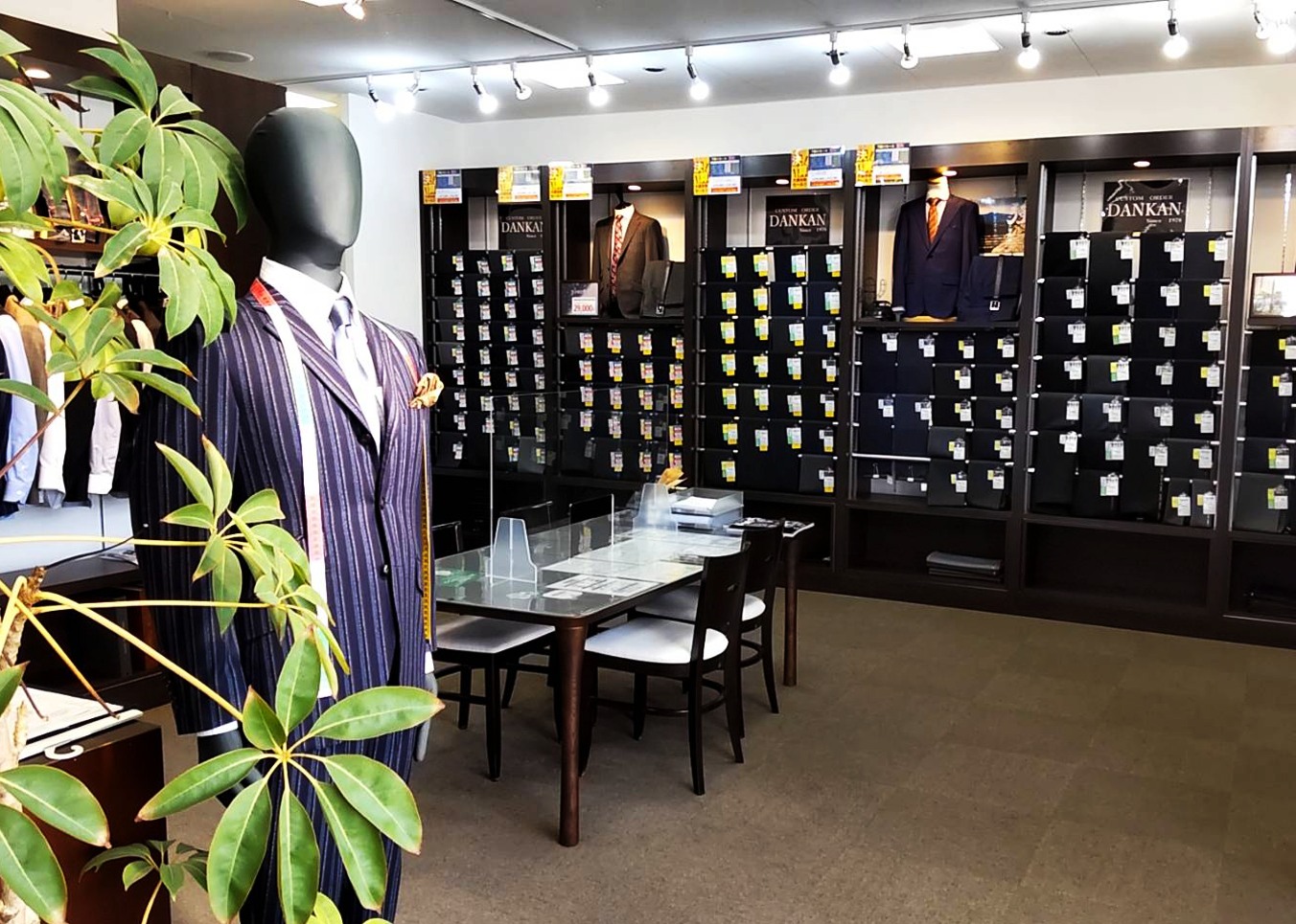 オーダースーツ　DANKAN  店舗イメージ5