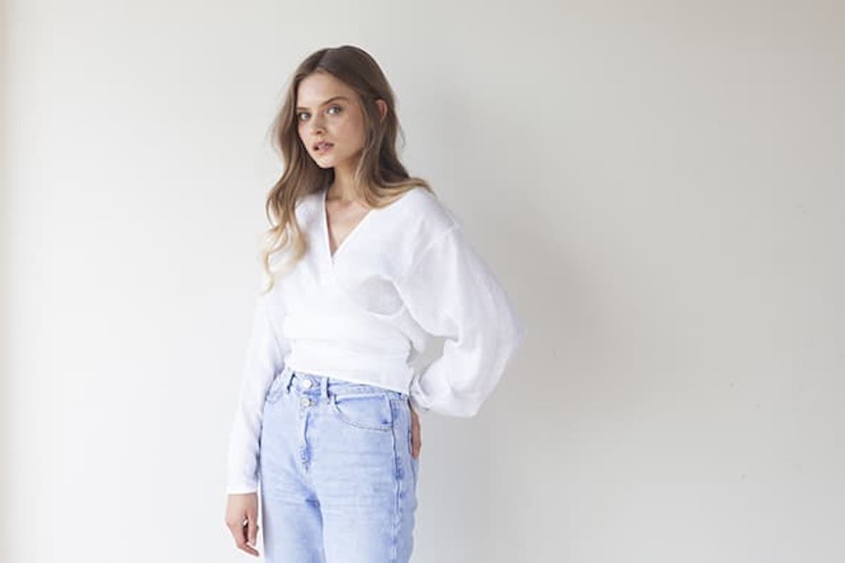 40代女性のジーンズ選びのポイントは？おしゃれコーデ例もご紹介